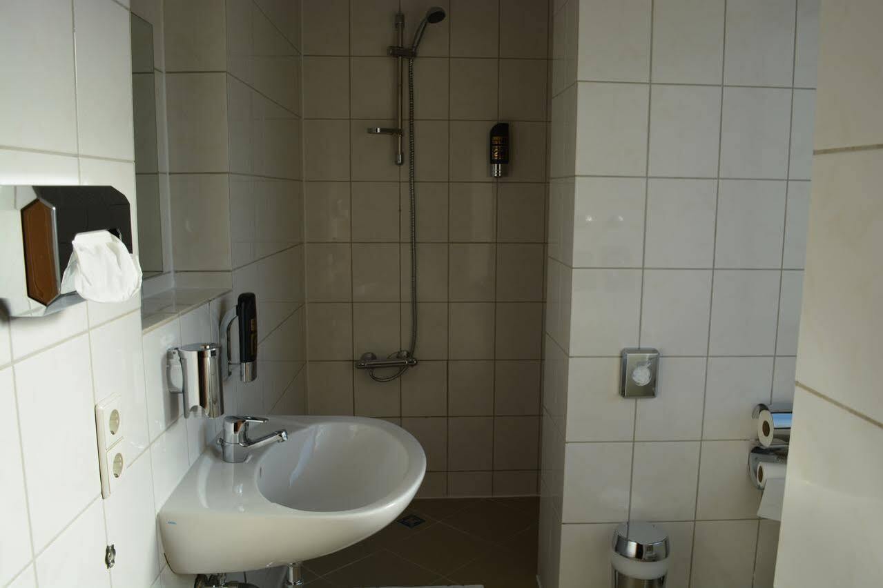 B&D Hotel Hannover Exterior photo