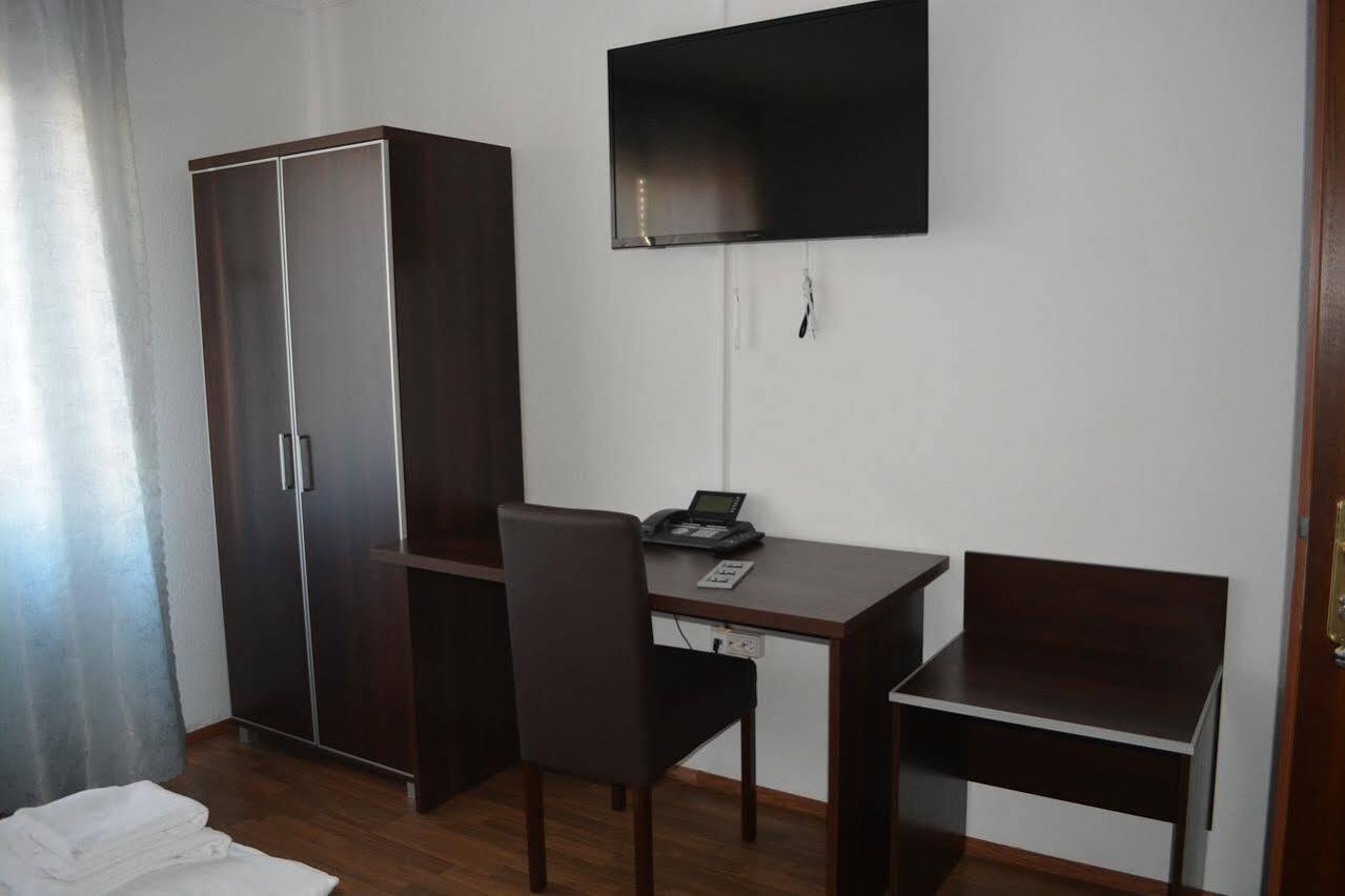 B&D Hotel Hannover Exterior photo